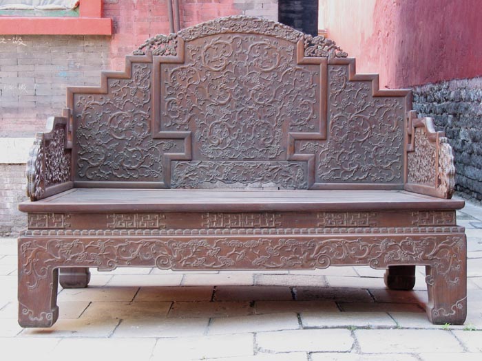 清楠木浮雕芝麻盘螭罗汉榻.jpg 清楠木浮雕芝麻盘螭罗汉榻.jpg